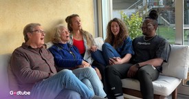 Family’s Beautiful Rendition of ‘Give Thanks’ Will Lift Your Spirit