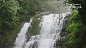 Learning to Love Mercy (Even When It’s Hard) | Your Daily Prayer