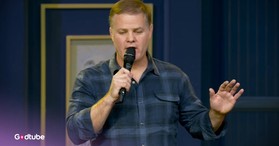 Comedian Shares the Hilarious and Effective Tactic He Uses to Win Arguments