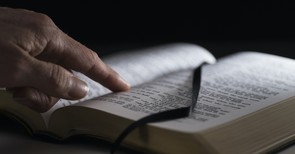 500 Million Christians Face Barriers to Bible Access Worldwide, New Report Finds
