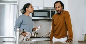 Criticize in Private, Praise in Public - Crosswalk PLUS Marriage Devotional