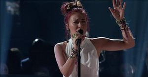 Lauren Daigle Performs 'You Say' At Billboard Music Awards 2019