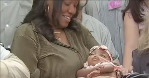 'Smallest Baby Ever Born' in Chicago Hospital Heads Home After 6 Months