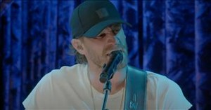 Chase Rice 'Hey God It's Me Again' Soul-Stirring Performance on Kelly Clarkson Show