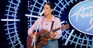 Young Woman’s Stunning ‘Take Me Home, Country Roads’ Cover Captivates