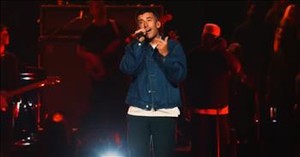 Phil Wickham’s Moving Live ‘What an Awesome God’ Performance