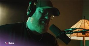 ‘Oceans (Where Feet May Fail)’ Gets Beautiful Acoustic Makeover