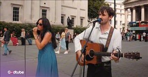 ‘Sweet Caroline’ Shines in Couple’s Beautiful Duet Performance