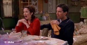 The Barones Serve Up Laughter in This Classic ‘Everybody Loves Raymond’ Thanksgiving