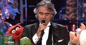 Andrea Bocelli and The Muppets Team Up for ‘Jingle Bells’ Performance