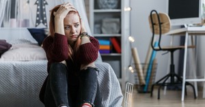 Signs Your Struggling Teen Needs Professional Help