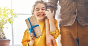 3 Ideas to Help Your Kids Learn the Spirit of Giving