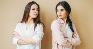 5 Ways Satan Uses Comparison to Break Apart Female Friendships