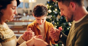 12 Days of Christmas Prayers for Peace and Joy in Your Home