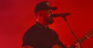 Cody Carnes, Kari Jobe ‘Firm Foundation (He Won’t)’ and ‘Great Are You Lord’ Live Performance