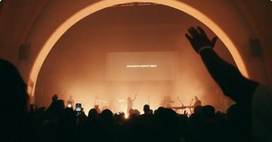 Kari Jobe - Revelation Song