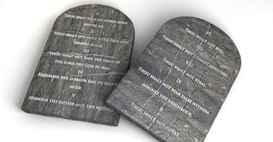Texas Approves Law Requiring Ten Commandments in All Classrooms