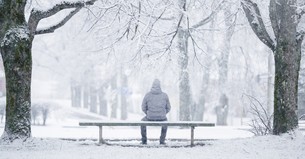 4 Bible Verses to Get You through a Long Winter