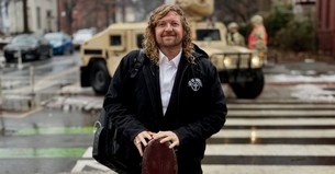  Sean Feucht Ministries Accused of Moral and Financial Failure by Insiders