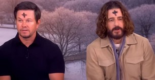 Mark Wahlberg and Jonathan Roumie Share the Importance of Prayer on The View