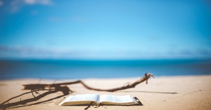 A Morning Prayer to Help Us Savor Long Summer Days - Your Daily Prayer - July 31