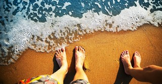 Clean Feet, Clean Heart - In Touch - December 23/24
