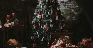 christmas tree decorated; origin of the christmas tree