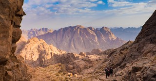 Why Is Mount Sinai One of the Most Important Landmarks in the Bible?