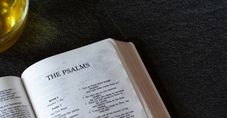 5 Powerful Things the First Psalm Say about a Righteous Life