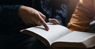 Which Book of the Bible Best Explains the Gospel?