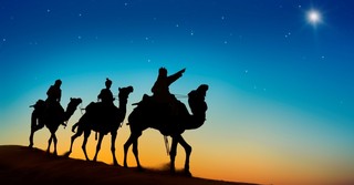 Illustration of the 3 Wise Men on camels, following the star