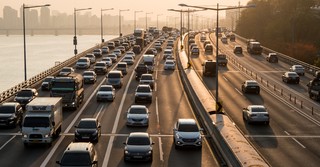 7 Beautiful Ways We Can Reflect on God During a Commute