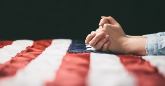 A Prayer of Gratefulness for Our Nation's Freedom - Your Daily Prayer - July 2