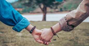 I Had a Girlfriend for Two Hours. Here's What Happened.
