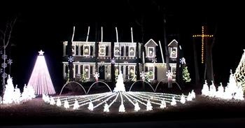 Christmas Light Show Set To 'Mary Did You Know'