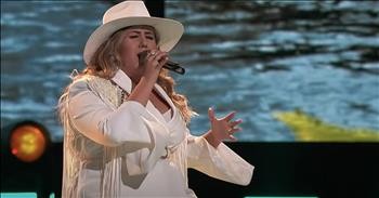 Powerhouse Vocalist Bailey Rae Sings 'Sweet Music Man' From Kenny Rogers