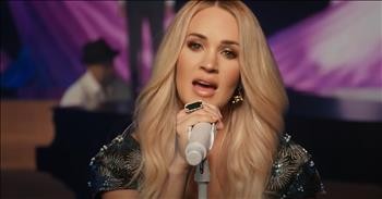 'Just As I Am' Carrie Underwood Performs Classic Hymn On Today Show