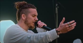 'Talking To Jesus' Elevation Worship Live Performance