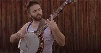 Musician Luca Stricagnoli Performs Mozart on Banjo