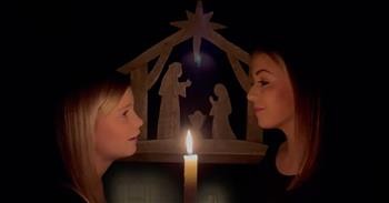 2 Sisters Sing A Christmas 'Hallelujah'