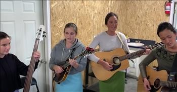 Gospel Family Band Performs Classic Hymn 'Near The Cross'