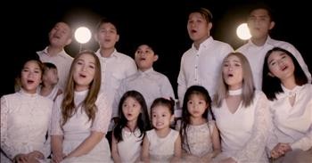 Christian Family Sings Beautiful Cover Of '10,000 Reasons'