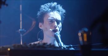‘Somebody to Love’ by Jacob Collier  an Audience Choir