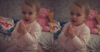 Adorable Toddler Warms Your Heart As She Says Her Goodnight Prayers 