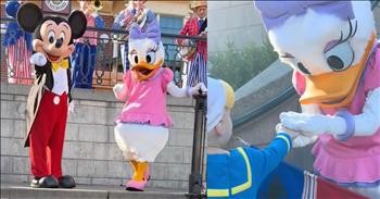 Mickey Mouse And Daisy's Heartwarming Reaction To Little Donald Duck Fan