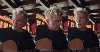Billy Idol's Stunning Acoustic Rendition of Bob Seger's 'Against The Wind' 