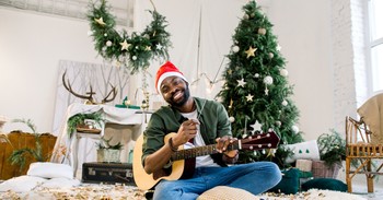 How to Embrace God's Gift of Joy This Christmas