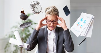 5 Sneaky Lies Your Anxiety Tells You Are True