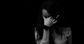 5 Sneaky Habits That Cause Serious Mental Health Problems