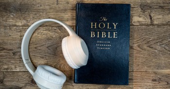 9 Ways the Bible Gives Us the Sounds of God
